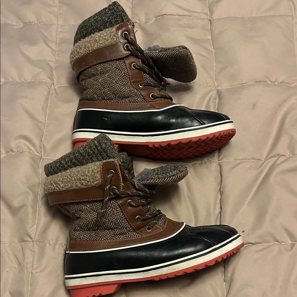 3M Thinsulate Brown Knit Cuff Boots
